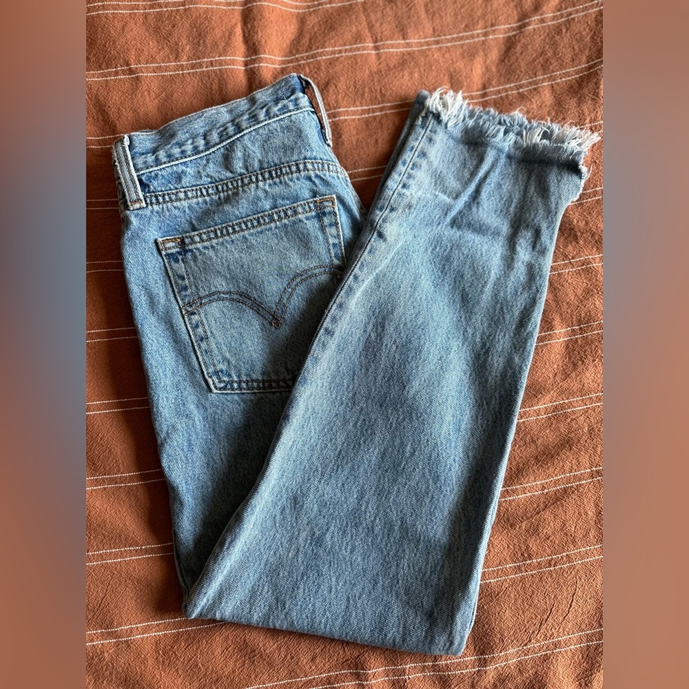 LEVI WEDGIE JEANS